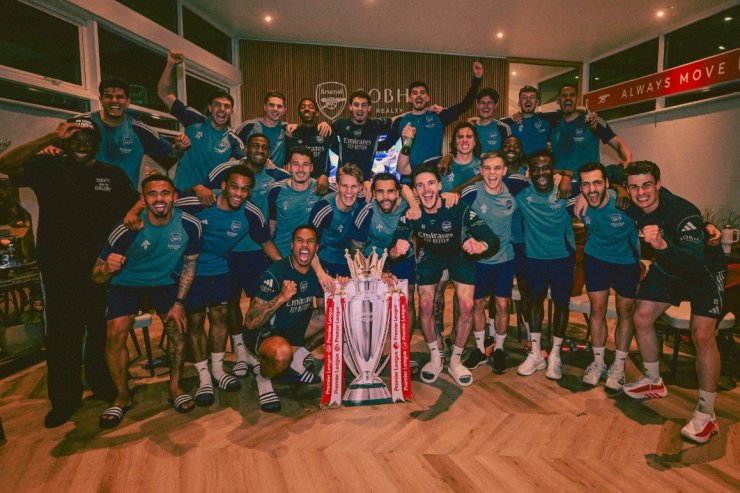 Миллионы хейтеров «Арсенала» – жертвы маркетинга. В футболе и жизни выгоднее продавать ненависть Миллионы хейтеров «Арсенала» – жертвы маркетинга. В футболе и жизни выгоднее продавать ненависть