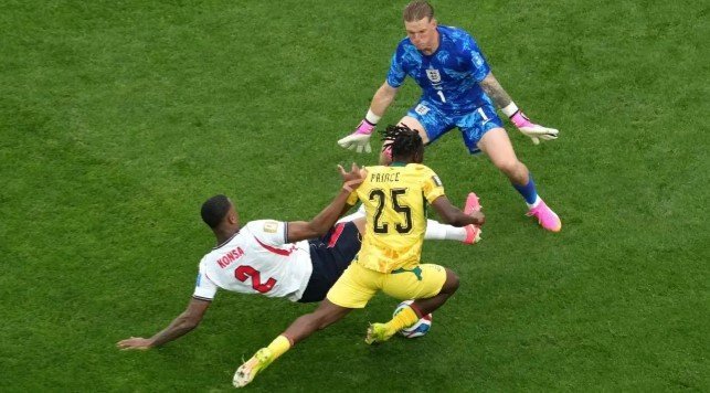 VAR &laquo;сварилась&raquo;. Судейские скандалы на ЧМ-2026